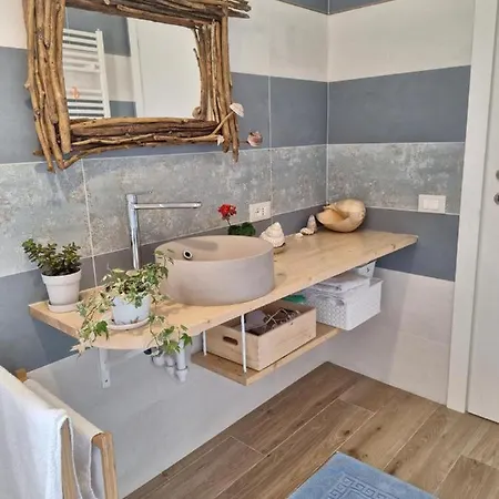 Il Girasole Apartment *